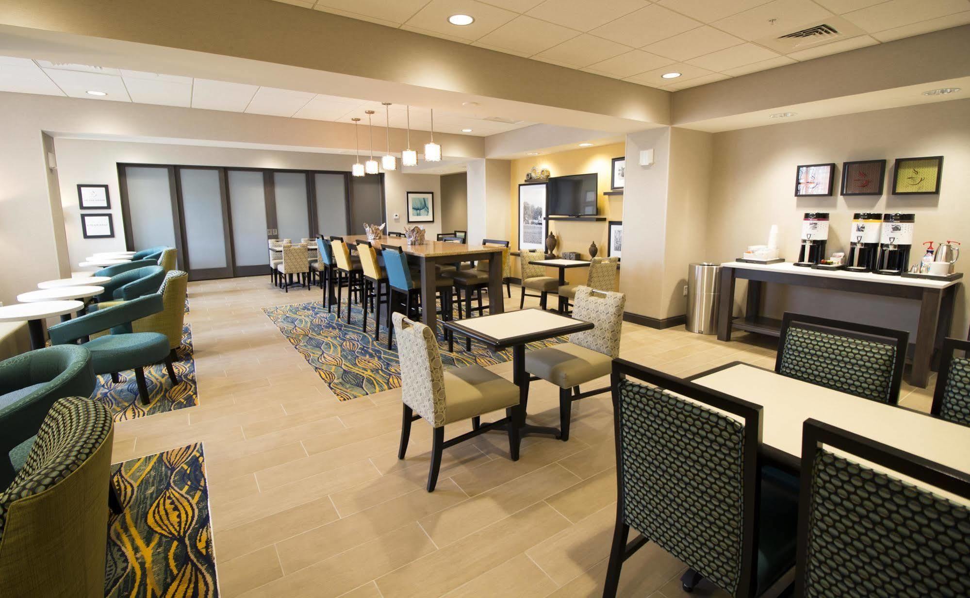 Hampton Inn Decatur, Mt. Zion, Il Zewnętrze zdjęcie